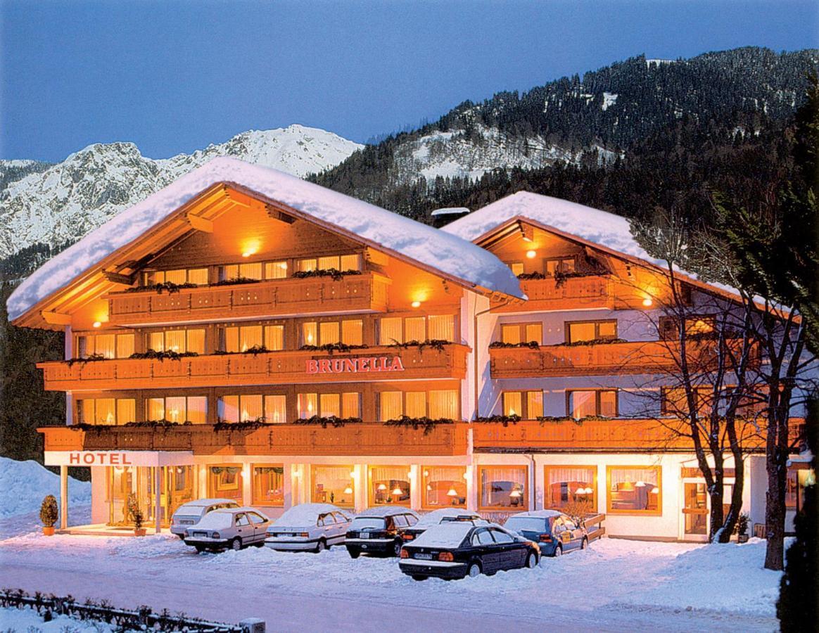 Hotel Brunella Vandans Exterior photo