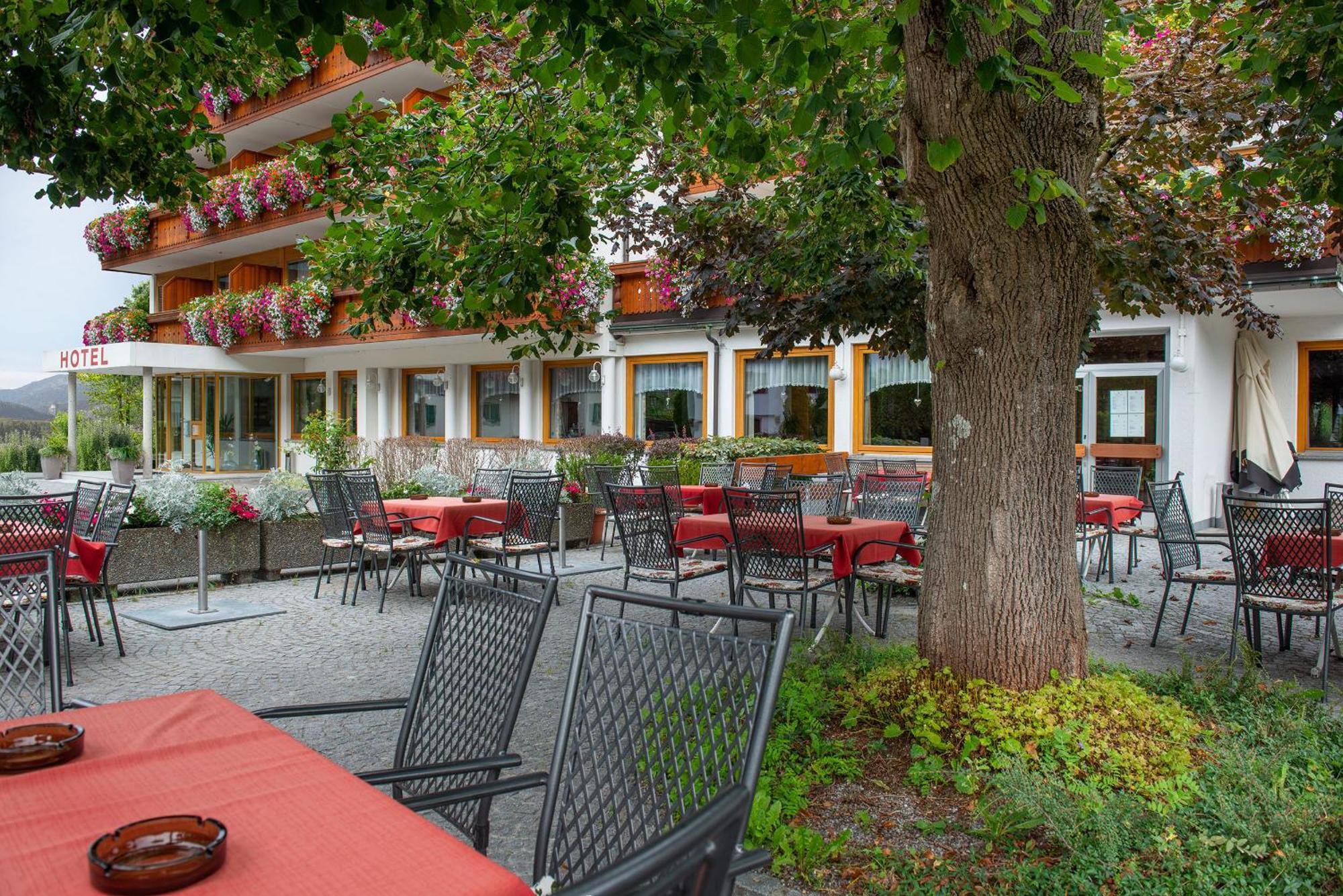 Hotel Brunella Vandans Exterior photo